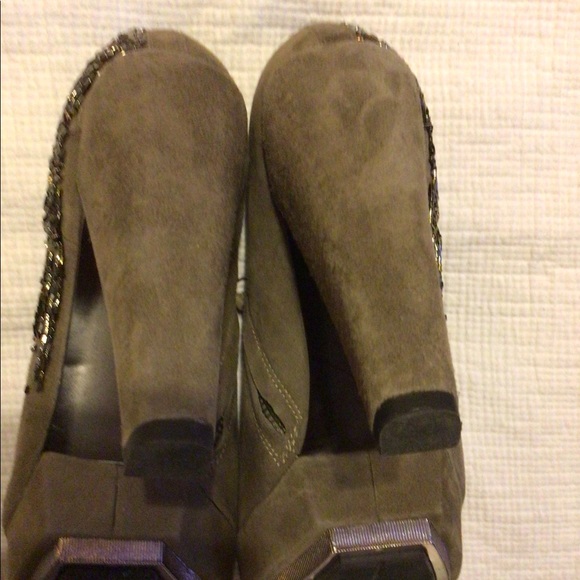 Taupe suede high heel booties w/ beading - Picture 5 of 8